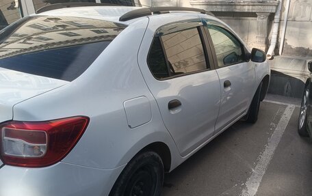 Renault Logan II, 2017 год, 556 000 рублей, 7 фотография