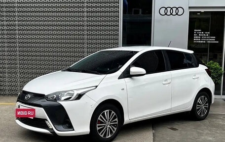 Toyota Yaris, 2019 год, 980 123 рублей, 2 фотография