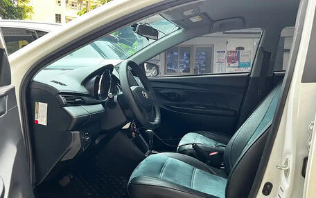 Toyota Yaris, 2019 год, 980 123 рублей, 15 фотография