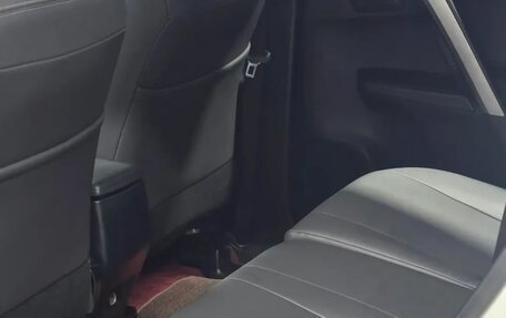 Toyota RAV4, 2018 год, 1 840 000 рублей, 11 фотография
