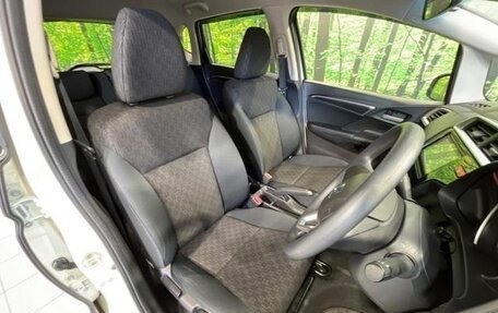 Honda Fit III, 2015 год, 900 000 рублей, 11 фотография