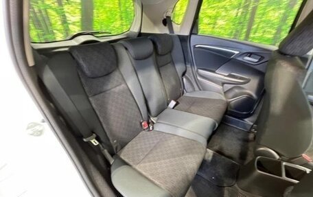 Honda Fit III, 2015 год, 900 000 рублей, 12 фотография