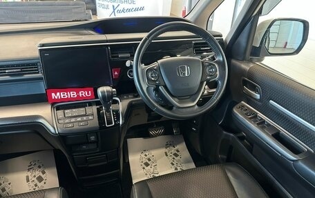 Honda Stepwgn IV, 2019 год, 2 499 999 рублей, 15 фотография