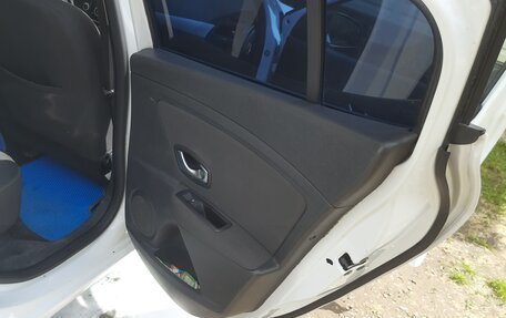 Renault Megane III, 2011 год, 740 000 рублей, 18 фотография