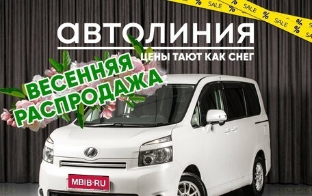 Toyota Voxy II, 2007 год, 1 060 000 рублей, 1 фотография