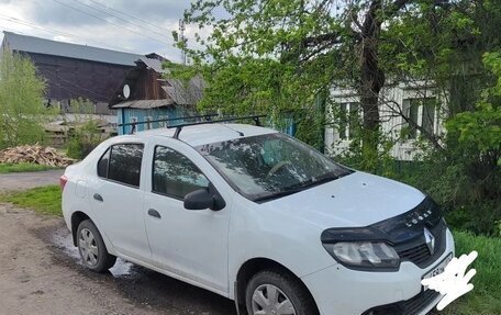 Renault Logan II, 2015 год, 600 000 рублей, 1 фотография
