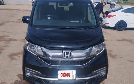 Honda Stepwgn IV, 2016 год, 2 300 000 рублей, 1 фотография