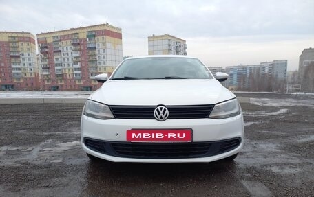 Volkswagen Jetta VI, 2013 год, 1 250 000 рублей, 3 фотография