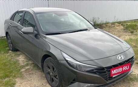 Hyundai Elantra, 2021 год, 1 850 000 рублей, 4 фотография