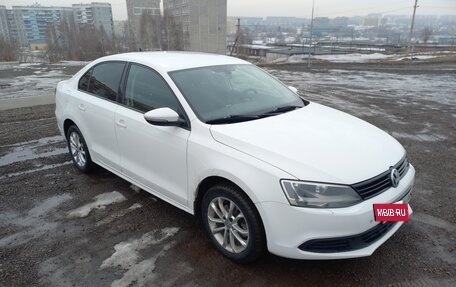 Volkswagen Jetta VI, 2013 год, 1 250 000 рублей, 10 фотография