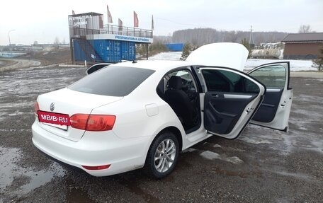 Volkswagen Jetta VI, 2013 год, 1 250 000 рублей, 15 фотография
