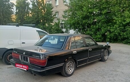 Toyota Crown, 1989 год, 580 000 рублей, 3 фотография