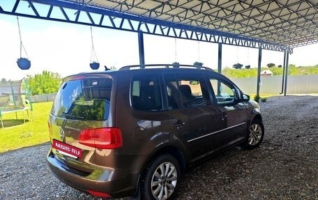 Volkswagen Touran III, 2011 год, 1 100 000 рублей, 8 фотография