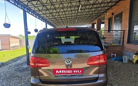 Volkswagen Touran III, 2011 год, 1 100 000 рублей, 9 фотография