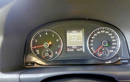 Volkswagen Touran III, 2011 год, 1 100 000 рублей, 18 фотография