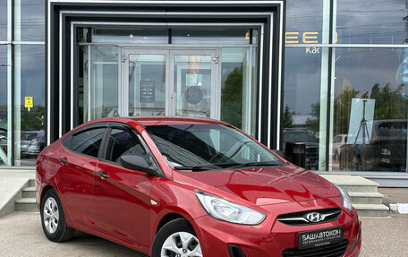 Hyundai Solaris II рестайлинг, 2011 год, 599 000 рублей, 3 фотография