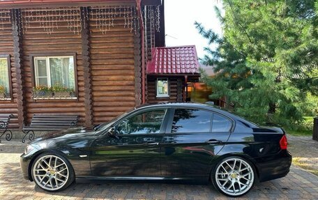 BMW 3 серия, 2009 год, 990 000 рублей, 6 фотография