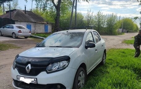 Renault Logan II, 2015 год, 600 000 рублей, 2 фотография