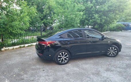 Hyundai Solaris II рестайлинг, 2018 год, 1 270 000 рублей, 5 фотография