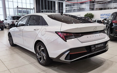 Hyundai Elantra, 2024 год, 1 899 000 рублей, 7 фотография