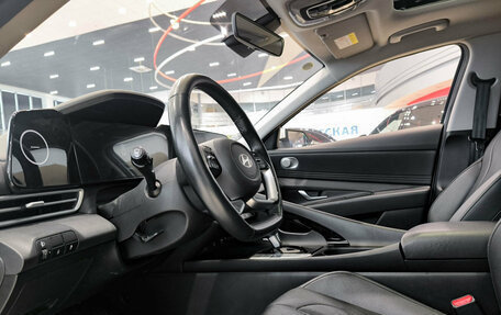 Hyundai Elantra, 2024 год, 1 899 000 рублей, 16 фотография