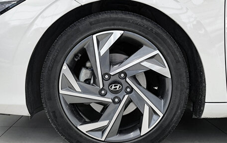 Hyundai Elantra, 2024 год, 1 899 000 рублей, 18 фотография