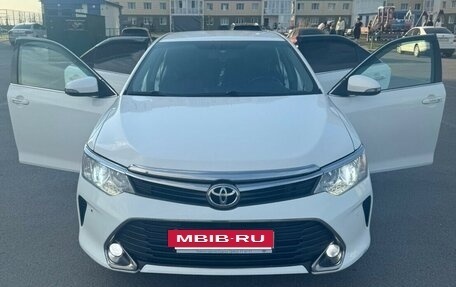 Toyota Camry, 2015 год, 1 750 000 рублей, 10 фотография