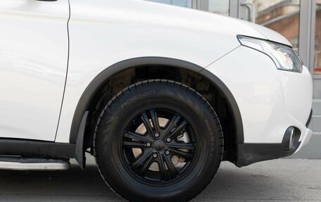 Mitsubishi Outlander III рестайлинг 3, 2014 год, 1 450 000 рублей, 9 фотография