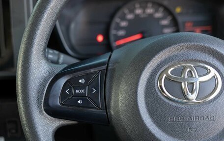 Toyota Roomy I, 2017 год, 880 000 рублей, 12 фотография