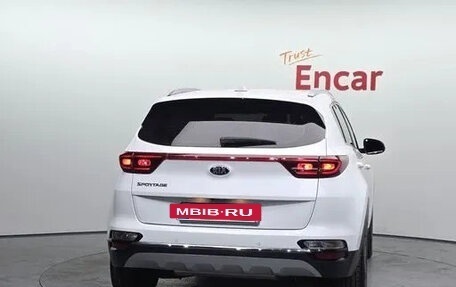 KIA Sportage IV рестайлинг, 2018 год, 2 030 000 рублей, 4 фотография