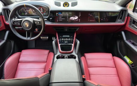 Porsche Cayenne III, 2024 год, 26 000 000 рублей, 28 фотография