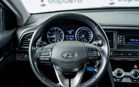 Hyundai Elantra VI рестайлинг, 2019 год, 1 490 000 рублей, 9 фотография