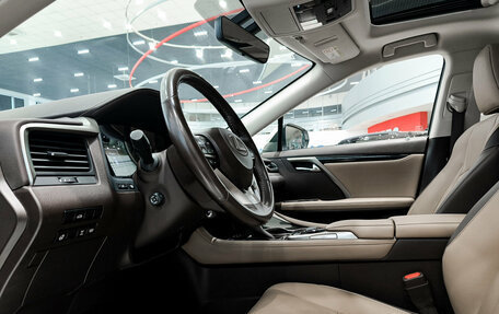 Lexus RX IV рестайлинг, 2019 год, 5 550 000 рублей, 20 фотография