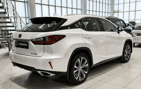 Lexus RX IV рестайлинг, 2019 год, 5 550 000 рублей, 6 фотография