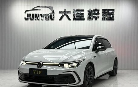 Volkswagen Golf VIII, 2022 год, 1 556 000 рублей, 1 фотография