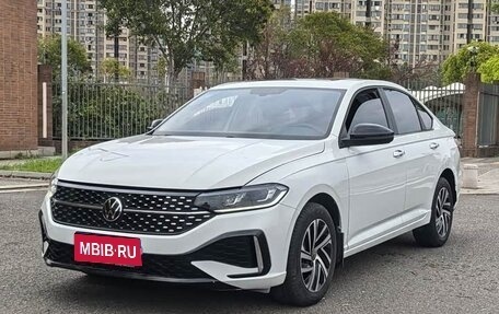 Volkswagen Lavida, 2023 год, 1 350 000 рублей, 1 фотография