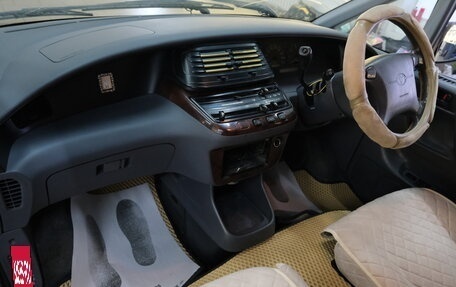 Toyota Estima III рестайлинг -2, 1999 год, 629 000 рублей, 14 фотография