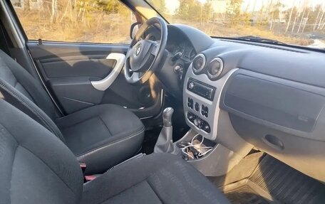 Renault Sandero I, 2013 год, 670 000 рублей, 4 фотография
