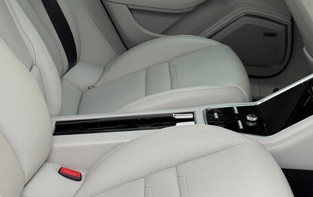 Porsche Panamera II рестайлинг, 2019 год, 8 900 000 рублей, 30 фотография