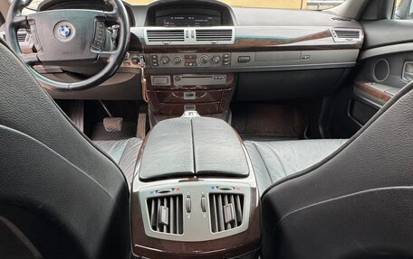 BMW 7 серия, 2004 год, 725 000 рублей, 16 фотография