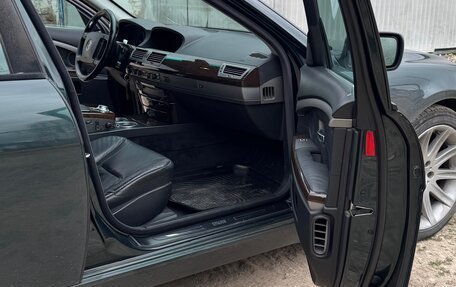 BMW 7 серия, 2004 год, 725 000 рублей, 14 фотография