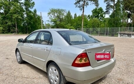 Toyota Corolla, 2005 год, 450 000 рублей, 4 фотография