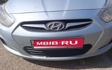 Hyundai Solaris II рестайлинг, 2011 год, 500 000 рублей, 5 фотография
