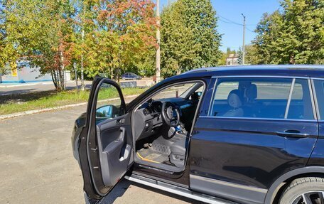 Volkswagen Tiguan II, 2020 год, 4 000 000 рублей, 4 фотография