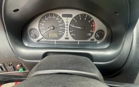 Mitsubishi Carisma I, 2003 год, 370 000 рублей, 19 фотография