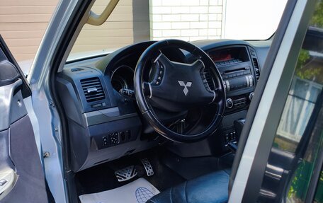 Mitsubishi Pajero IV, 2012 год, 2 650 000 рублей, 6 фотография