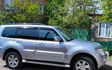 Mitsubishi Pajero IV, 2012 год, 2 650 000 рублей, 3 фотография