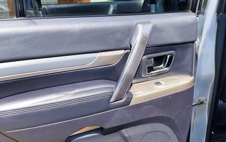Mitsubishi Pajero IV, 2012 год, 2 650 000 рублей, 13 фотография