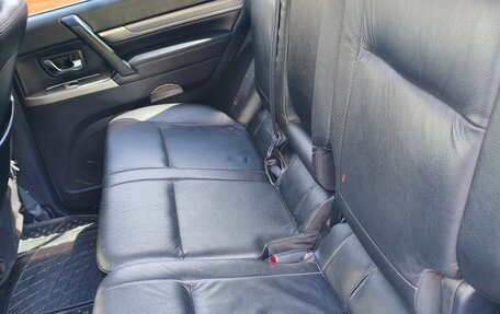 Mitsubishi Pajero IV, 2012 год, 2 650 000 рублей, 15 фотография