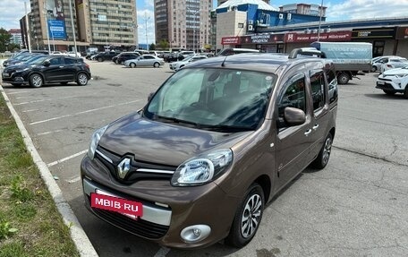 Renault Kangoo II рестайлинг, 2019 год, 1 630 000 рублей, 9 фотография